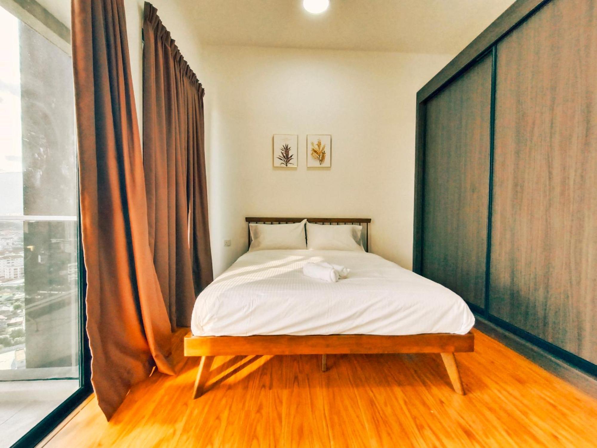 New Georgetown Instagramable 2Br Homestay For 10Pax 无敌美景两房民宿 Beacon Executive Suite 외부 사진