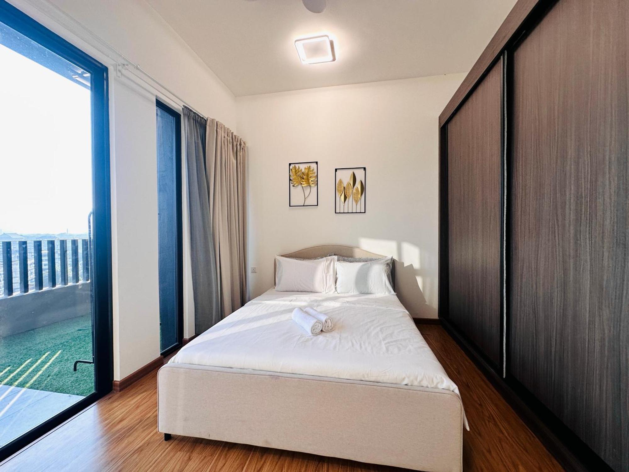New Georgetown Instagramable 2Br Homestay For 10Pax 无敌美景两房民宿 Beacon Executive Suite 외부 사진