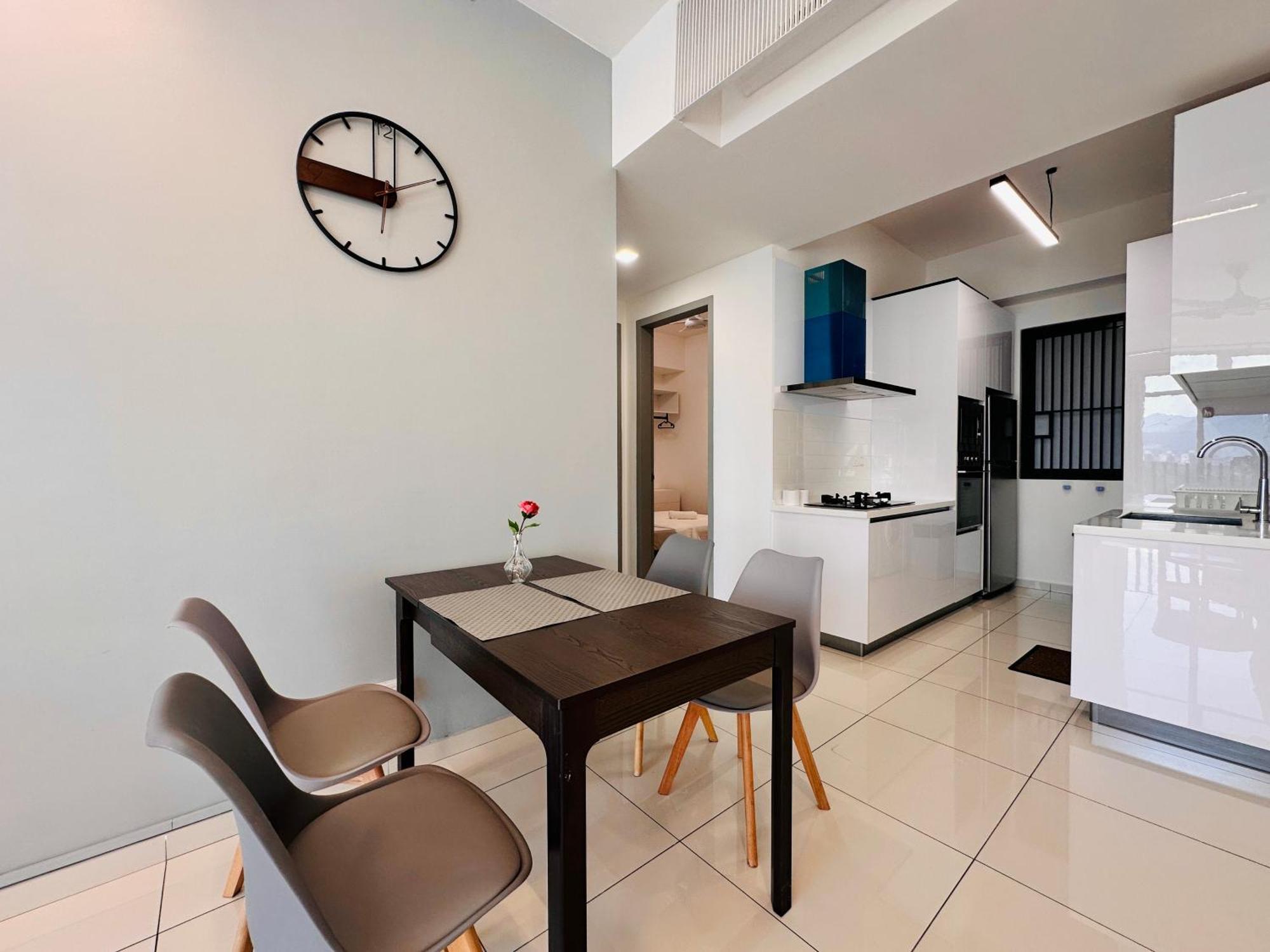 New Georgetown Instagramable 2Br Homestay For 10Pax 无敌美景两房民宿 Beacon Executive Suite 외부 사진
