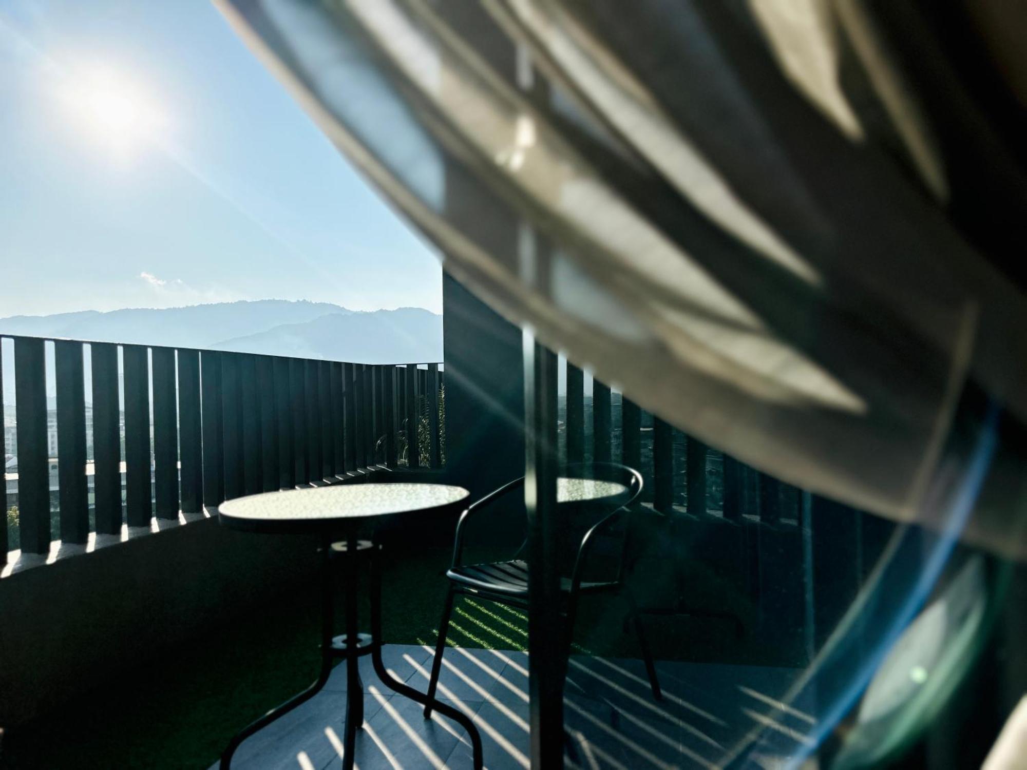 New Georgetown Instagramable 2Br Homestay For 10Pax 无敌美景两房民宿 Beacon Executive Suite 외부 사진
