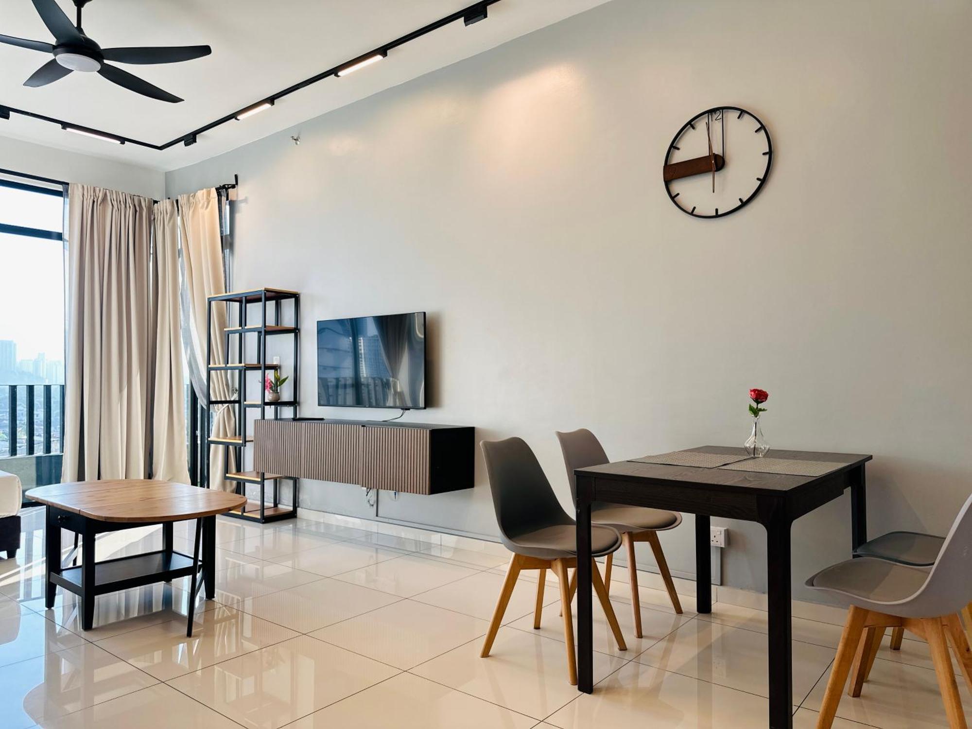 New Georgetown Instagramable 2Br Homestay For 10Pax 无敌美景两房民宿 Beacon Executive Suite 외부 사진